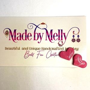 NWT Handcrafted heart post earrings